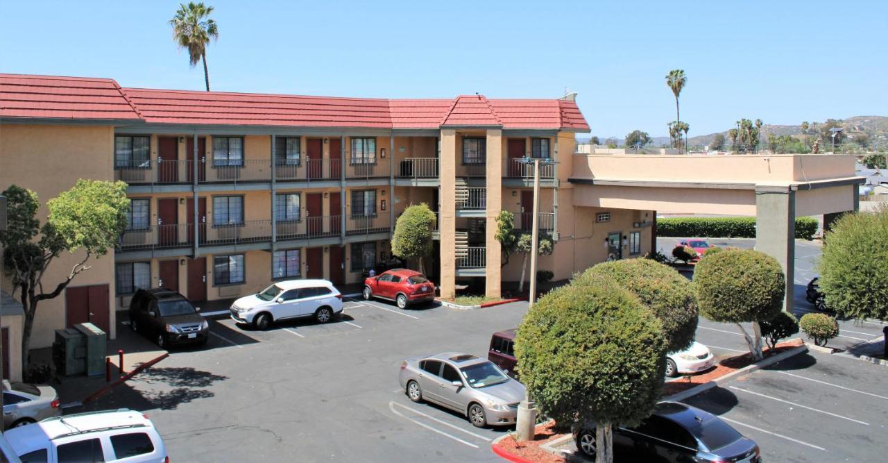 Rancho San Diego Inn & Suites El Cajon Extérieur photo